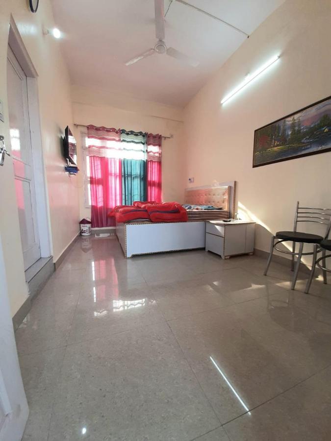 City Crown Guest House Sundarnagar Екстериор снимка