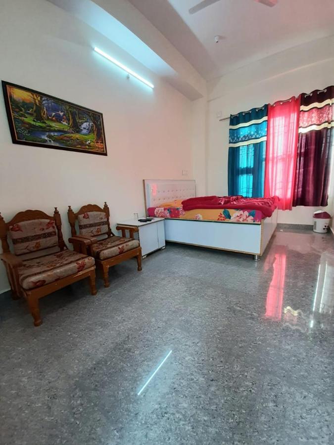 City Crown Guest House Sundarnagar Екстериор снимка