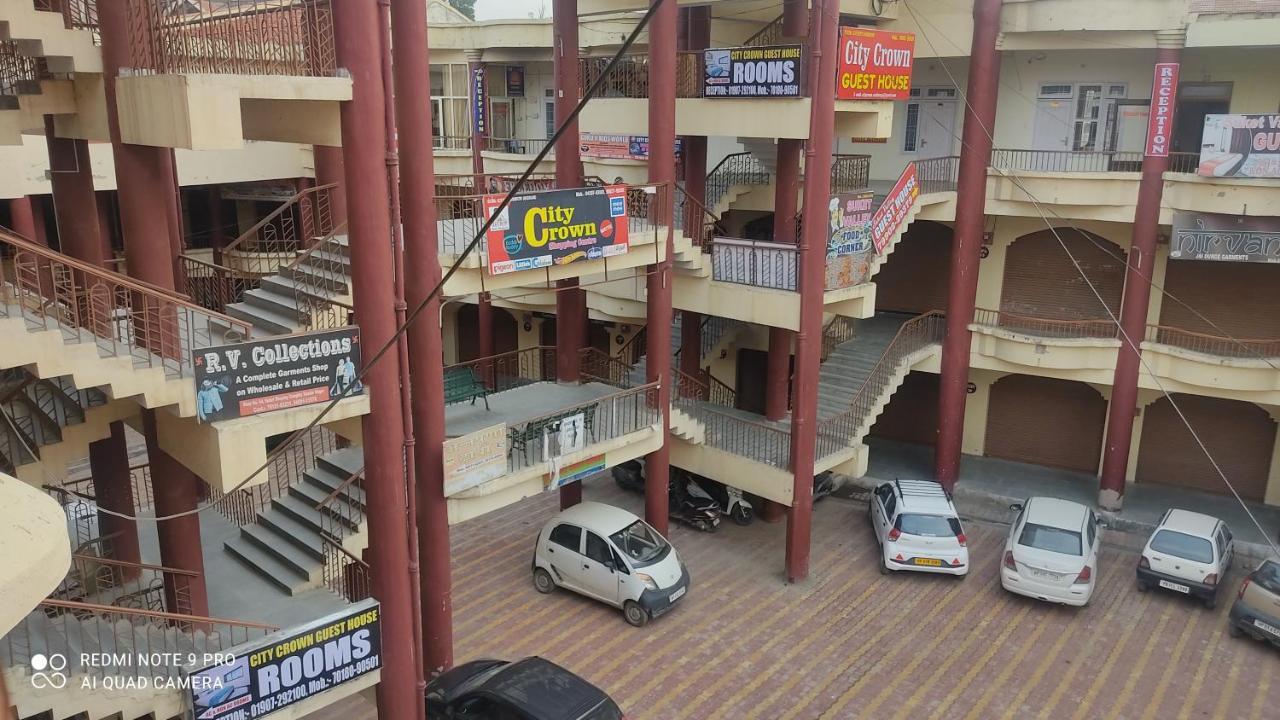 City Crown Guest House Sundarnagar Екстериор снимка