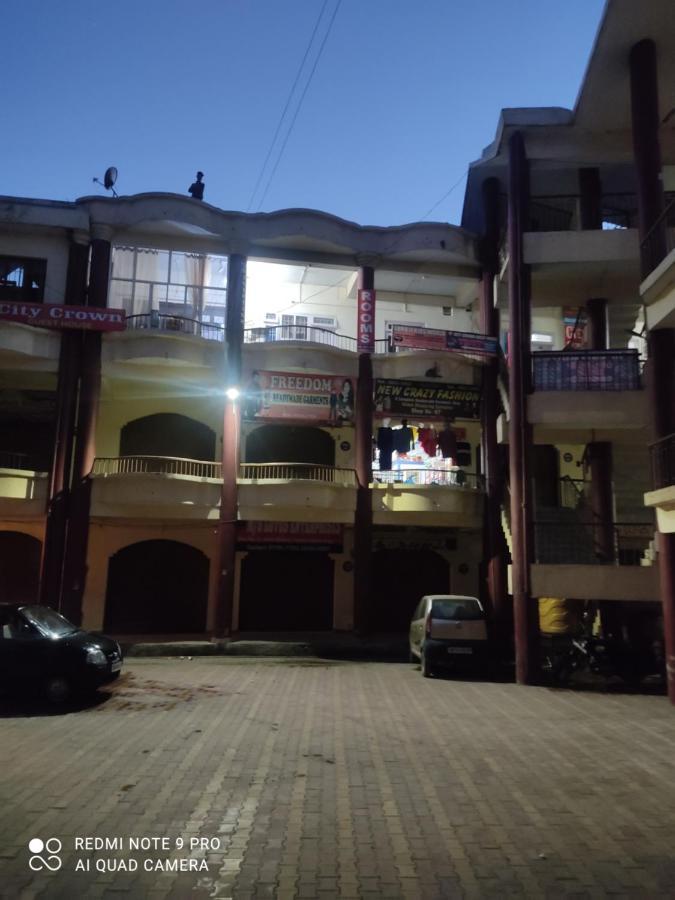 City Crown Guest House Sundarnagar Екстериор снимка